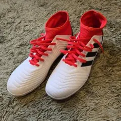 adidas Predator サッカーシューズ ホワイト/レッド/ブラック - メルカリ