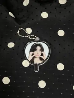 BABYMONSTER アヒョン うちわ型キーホルダー