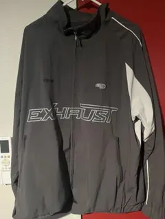 ナイロンジャケット グレー