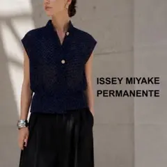ISSEI MIYAKE ペルマネンテ　イッセイミヤケ　メッシュ　透かし編みのサムネイル