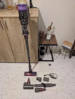 あ*ん様 大人気Dyson SV21 Micro1.5kg 2023年製 動作良のサムネイル