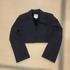 ZARA クロップドテーラードジャケット　短丈