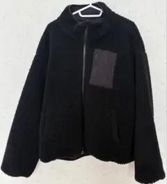 黒 フリースジャケット リバーシブル可能