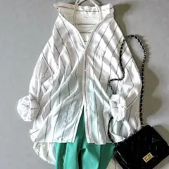 美品✨ギャルリーヴィー ストライプシャツ とろみ オーバーサイズのサムネイル