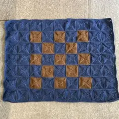 ブランケット　ひざ掛け 花模様 グラニースクエアかぎ針モチーフ編み