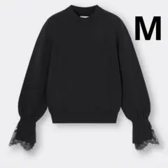 レーストリムパフスリーブセーター　GU M 黒　ブラック ニット 袖レース