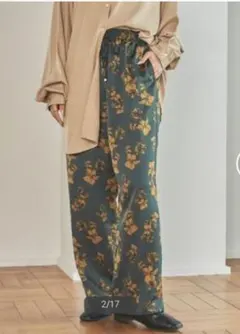 コーエン　サテンプリントストレートパンツ