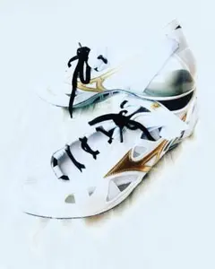 MIZUNO 陸上スパイク ホワイト×ゴールド - メルカリ