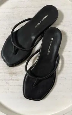 Odette e Odile オデットエオディール　フラットサンダル