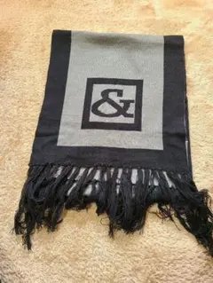 新品未使用マフラー