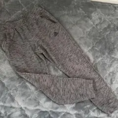 adidas スウェットパンツ　150