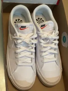 NIKE COURT LEGACY NN 26.5センチ