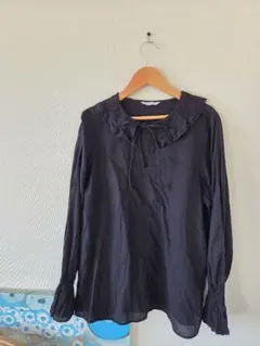 relume フリルカラーブラウス