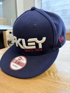 Oakley 9FIFTY Snapback キャップ ネイビー