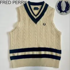 『FRED PERRY』 肉厚メリノウール　チルデンニットベスト　アイボリー　S FRED PERRY』 肉厚メリノウール チルデンニットベスト