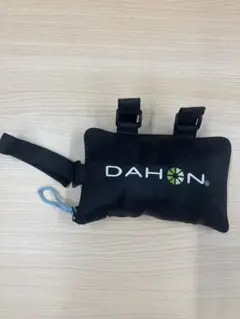 Item thumbnail for item 3b57493c-3b45-4d53-85e9-94887da7fd63