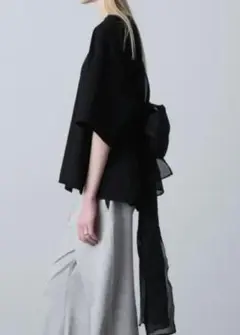 本日限定値下げ！□miciミチ　バックリボンＴシャツ