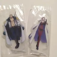 ワンピース　一番くじ　アクリルスタンド　スモーカー　ヒナ