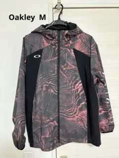 Oakley ウィンドブレーカー