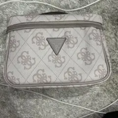 GUESS ロゴ入りショルダーバッグ