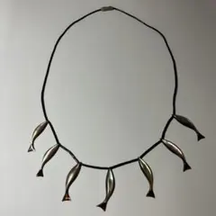 フィッシュ型ペンダントネックレス