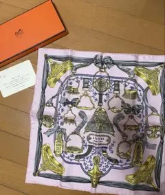 HERMES スカーフ カレ45のサムネイル