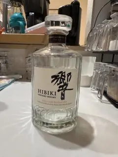 ☆Hibiki ウイスキー 750ml 八角形ボトル 空き瓶 未洗浄