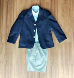 【未使用に近い】子供　ブレザー・シャツ・パンツ（３点セット）／130cm