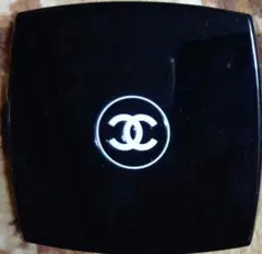 CHANEL アイシャドウパレットLES 4 OMBRES