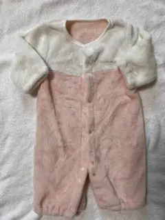 美品⭐︎ ふわもこ　ロンパース　カバーオール 50-60cm ホワイト・ピンク