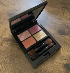 ETVOS  エトヴォス ミネラルクラッシィシャドー　イノセントブルーム