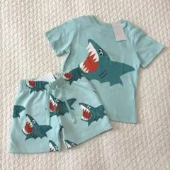 新品 H&M ベビー サメプリントTシャツ ショートパンツ セット 90