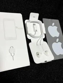 【新品未使用】Apple EarPods Lightning イヤホン