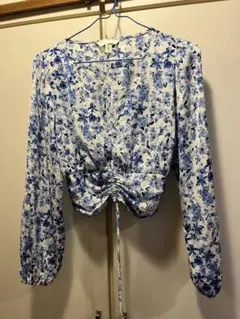 H&M 花柄　トップス