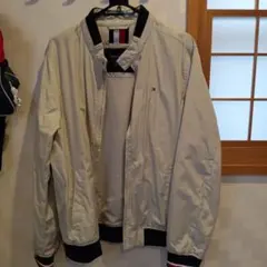 TOMMY HILFIGER ベージュ ジャンパー M