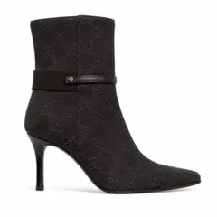 Gucci 黒いハイヒールブーツ