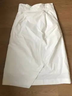ホワイトスカート　JAYRO