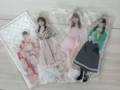 小倉唯 缶バッジとアクスタセット - メルカリ