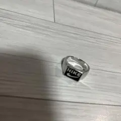 Nike シルバーリング ロゴ入り