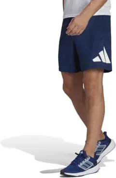 トレーニングパンツ