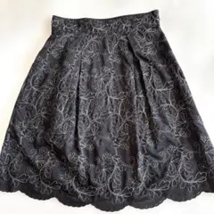 ★美品★【SunaUna スーナウーナ】裾スカラップ 刺繍スカート ブラック