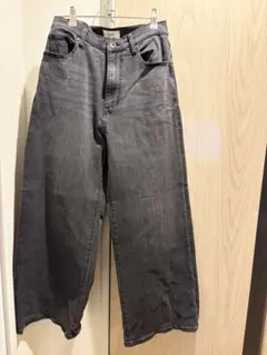 グレー ワイドレッグデニム Mサイズ