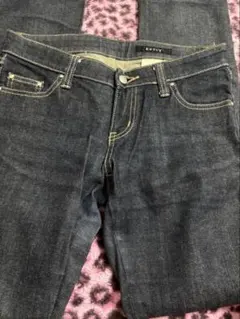 ケティ ジーパン