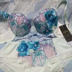 ワコールSalute 花柄ブラジャーショーツセットE65＞＞＞水色のみ＜＜＜ ワコールSalute 花柄ブラジャーショーツセットE65＞＞＞水色のみ