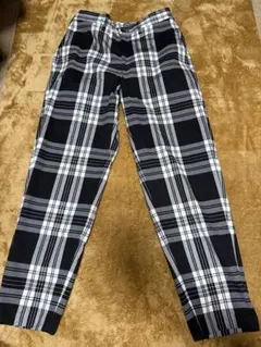 パンツ　チェック　白黒