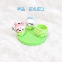 ちいかわ　デスクトップフィギュア　 モモンガ&古本屋　ハンコスタンド