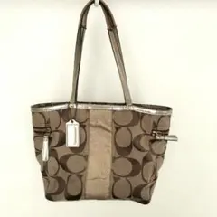 【コーチ】トートバッグ　シグネチャー
