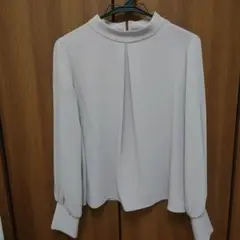 秋に向けいかがですか？【美品】NATURALBASIC☆ブラウスMサイズ☆