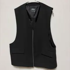 ZARA ブラック ジップアップベスト