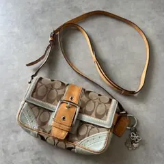 希少 COACH ライムグリーン シグネチャー ショルダーバッグ Y2K - メルカリ